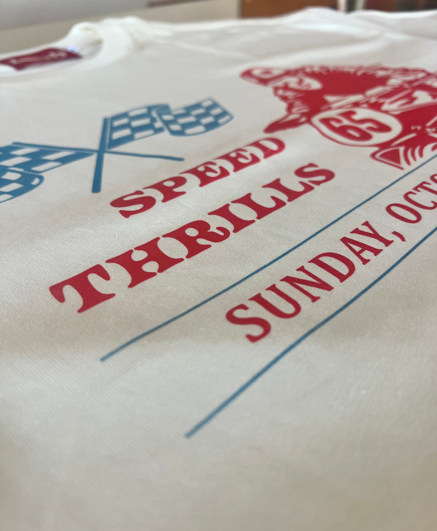 Cropped T-Shirt Speed Thrills Lovely Cloud